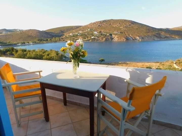 Glaros Studios Agriolivadi Patmos Скала Екстер'єр фото